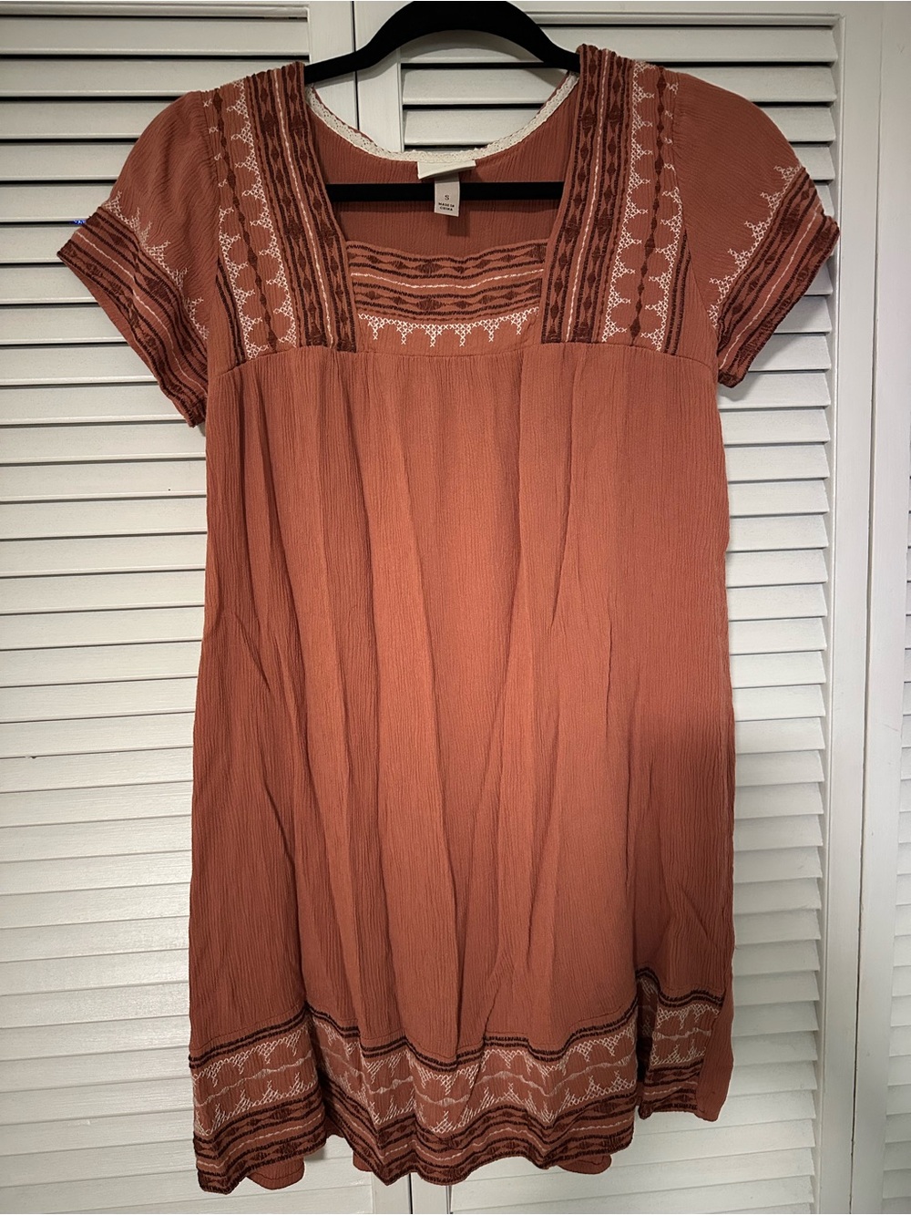 Knox Rose Rust Embroidered Short-Sleeve Tunic Dress